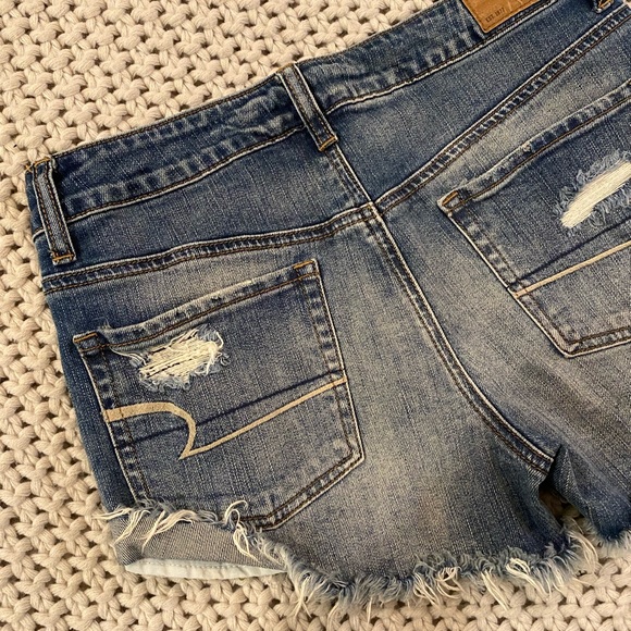American Eagle Outfitters “Hi-Rise” Festival Jean Shorts - Size 4 - Picture 5 of 12